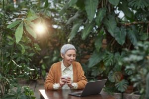 Read more about the article Using Feng Shui Ornaments to Create a Calm and Balanced Workspace