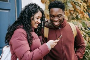 Read more about the article Using Feng Shui Symbols to Improve Your Relationships