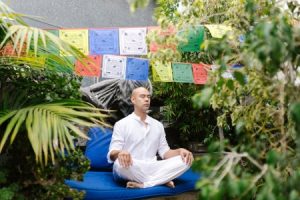 Read more about the article Using Feng Shui to Create a Harmonious Outdoor Space
