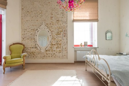 You are currently viewing Using Feng Shui to Create a Peaceful Home Environment with Ornaments