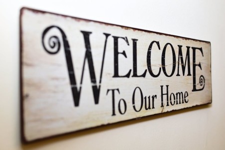 You are currently viewing Using Feng Shui to Create a Welcoming Entrance to Your Home