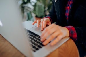 Read more about the article Using Feng Shui to Enhance Your Home Office Productivity