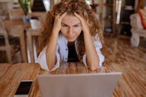 Read more about the article Using Feng Shui to Reduce Stress-Practical Tips for a Calmer Home