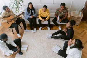 Read more about the article Feng Shui Energy Ornaments-Boosting Family Harmony and Connection