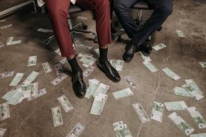 Read more about the article Find Financial Abundance-Essential Feng Shui Ornaments for Wealth Attraction