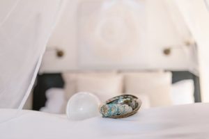 Read more about the article Harnessing Wealth Energy-Feng Shui Ornaments to Attract Abundance in Your Life