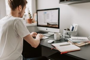 Read more about the article How Feng Shui Energy Ornaments Can Enhance Your Home Office Productivity