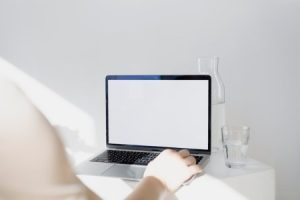 Read more about the article How Feng Shui Energy Ornaments Can Transform Your Home Office for Productivity