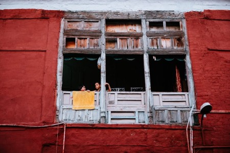 You are currently viewing How to Choose the Right Feng Shui Colors for Your Home