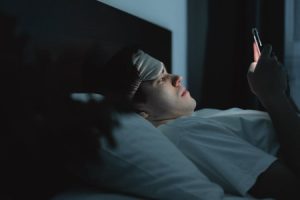 Read more about the article How to Choose the Right Feng Shui Ornaments for Your Bedroom for Better Sleep