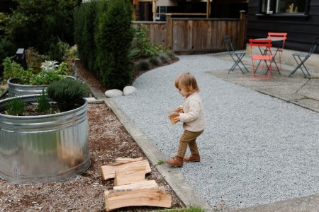You are currently viewing How to Incorporate Feng Shui Energy Ornaments into Your Garden