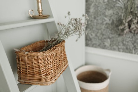 Read more about the article How to Incorporate Feng Shui Ornaments into Your Minimalist Home Design