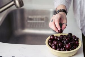 Read more about the article How to Select Feng Shui Items for Seasonal Energy Refresh in Your Home