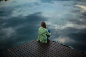 Read more about the article How to Use Feng Shui Crystals for Emotional Balance and Stress Relief