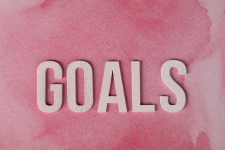 You are currently viewing How to Use Feng Shui Crystals for Manifesting Your Goals and Dreams