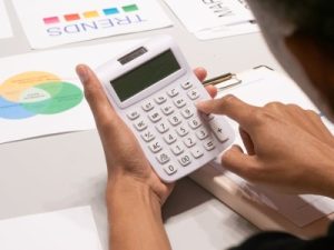 Read more about the article How to Use Feng Shui Ornaments for Better Financial Stability