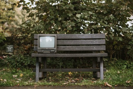 You are currently viewing How to Use Feng Shui Ornaments to Enhance Your Outdoor Space