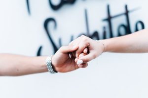 Read more about the article How to Use Feng Shui Symbols for Love and Relationships