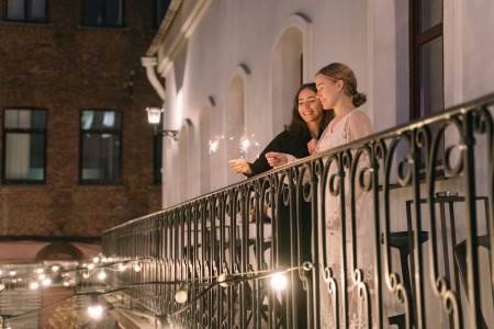 You are currently viewing How to Use Feng Shui to Attract Love and Romance