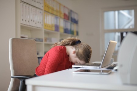 You are currently viewing How to Use Feng Shui to Reduce Stress in Your Home Office