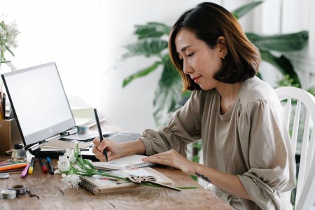Read more about the article Feng Shui Ornaments for Office Spaces-Boosting Productivity and Creativity