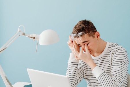 You are currently viewing How to Use Feng Shui Energy Ornaments to Reduce Stress at Home